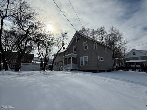 Tiny photo for 3315 W 125th Street, Cleveland, OH 44111 (MLS # 5184313)