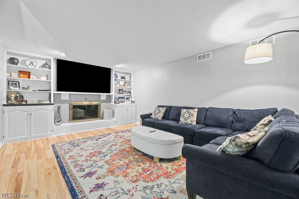 Greenbriar Hills - Residential
