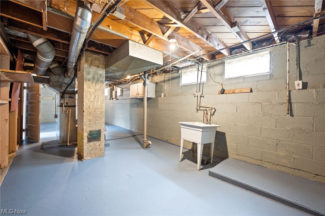 F R Cowin Land Cos Maplewood - Residential