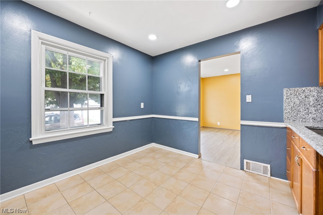 F R Cowin Land Cos Maplewood - Residential