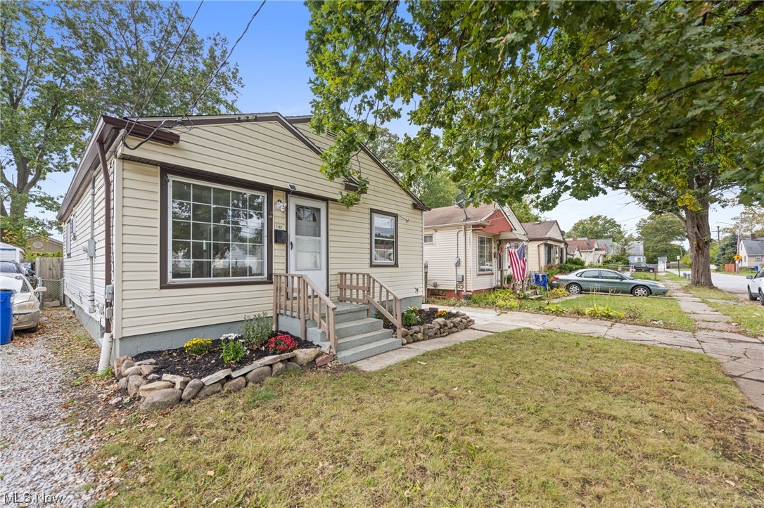 F R Cowin Land Cos Maplewood - Residential