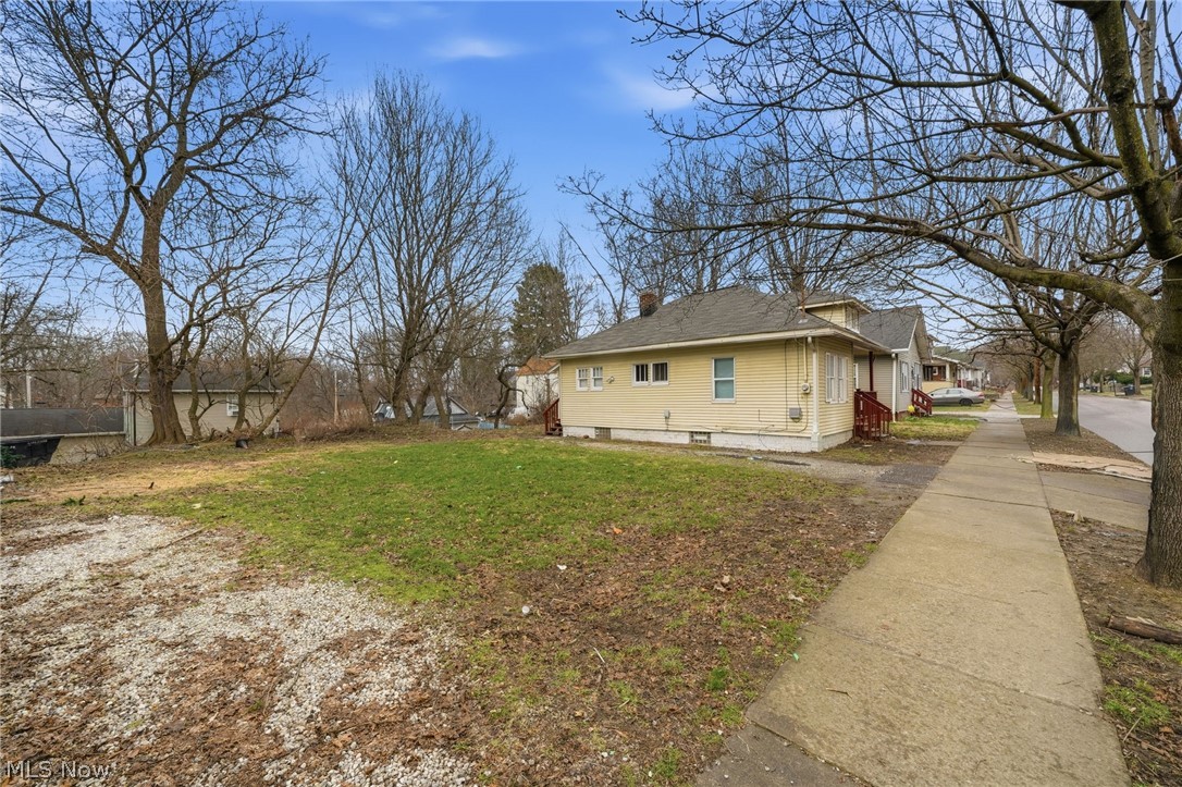Pond View Allotment - Residential