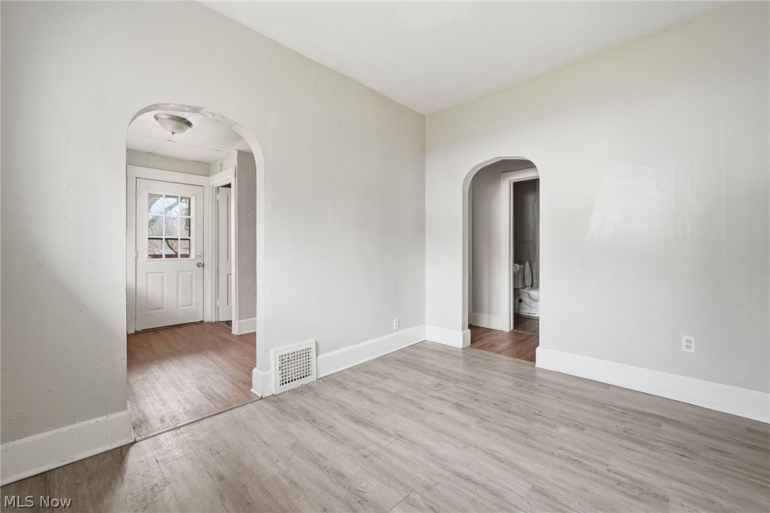 Pond View Allotment - Residential