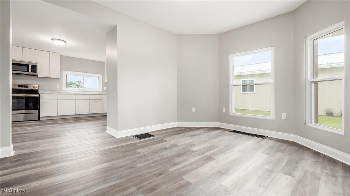 198 Walnut Street, Roseville, Ohio image 2
