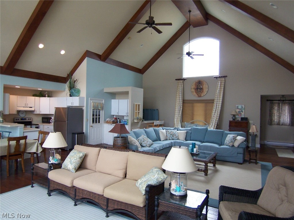 Roaming Rock - Residential