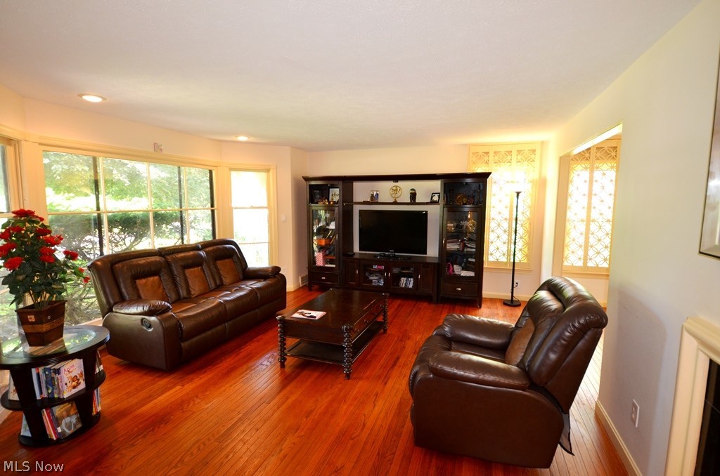 Van Sweringen Companys - Residential Lease