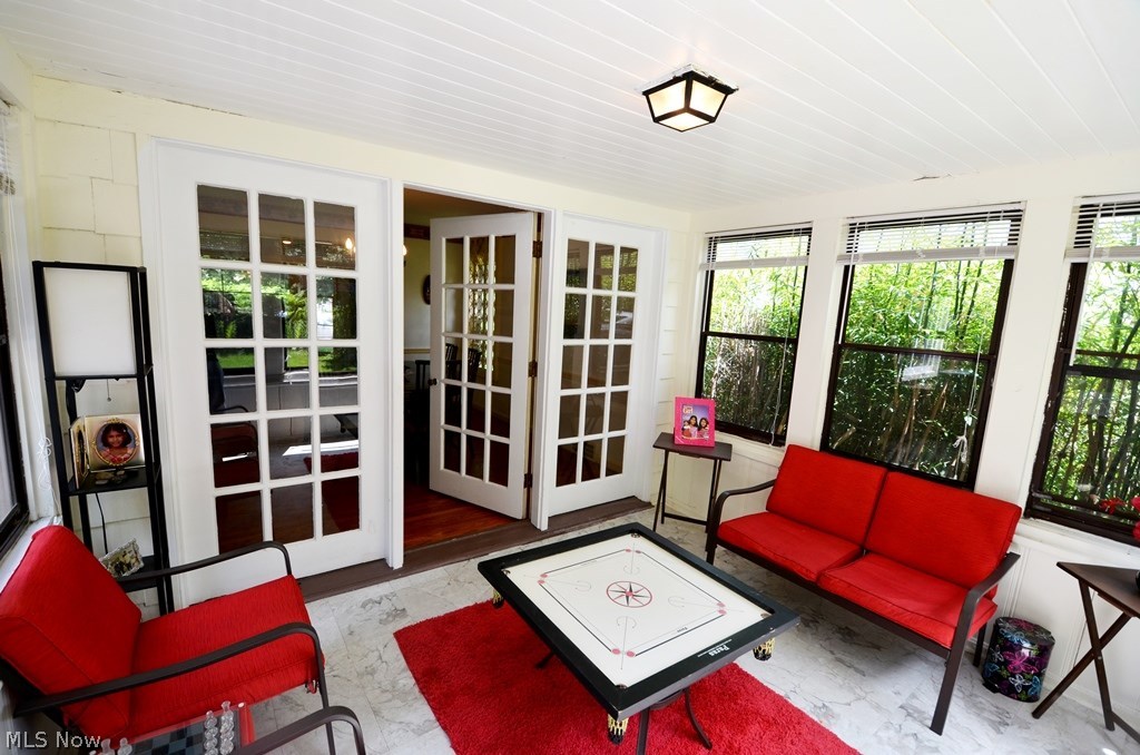 Van Sweringen Companys - Residential Lease