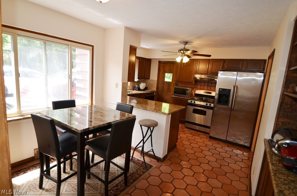 Van Sweringen Companys - Residential Lease