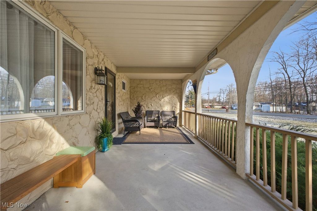 Photo of 4538 Lockwood Boulevard, Youngstown, OH 44511 (MLS # 5181606)