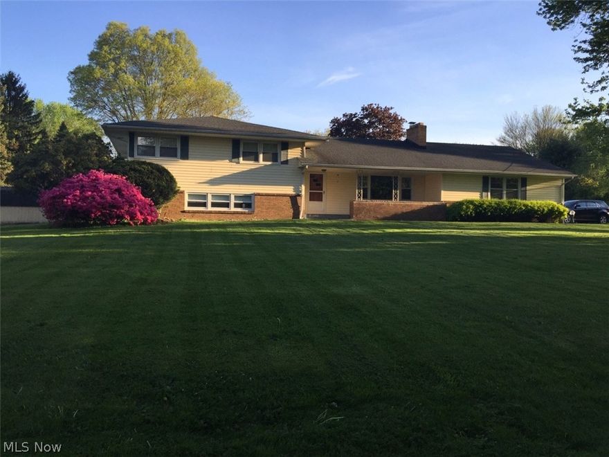 Take time to see this nicely maintained 3 bedroom 2 1/2  bath Multi-Level home.  Large Living Room with fireplace, modern kitchen, & dinette area on first level.  The second level houses the Master Bedroom with bath and the other 2 bedrooms and Main bathroom.  Walk-out lower level has large finished area, laundry room and half bath.  Attached 2-car garage, covered patio, shed.  Call today for an appointment.