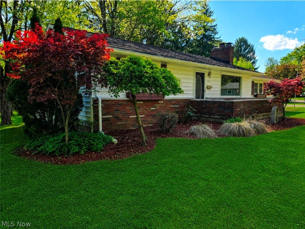 1702 Bears Den Road
