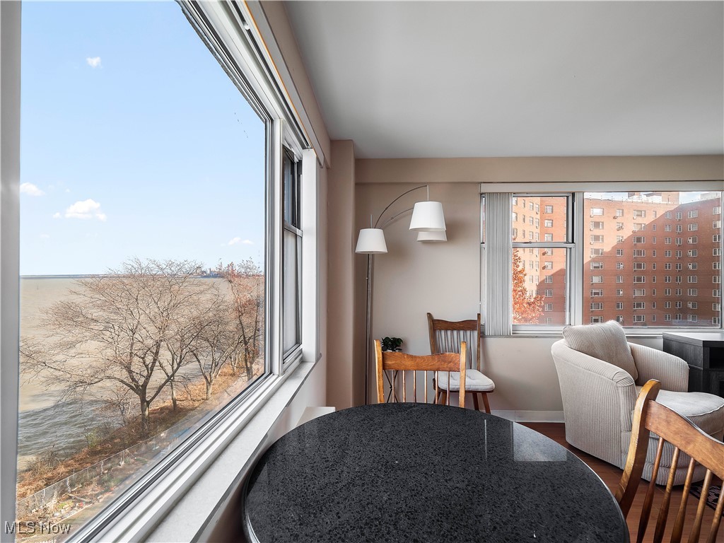 Lake House Condos - Residential