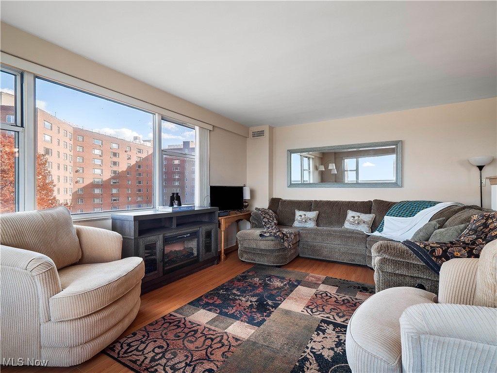 Lake House Condos - Residential