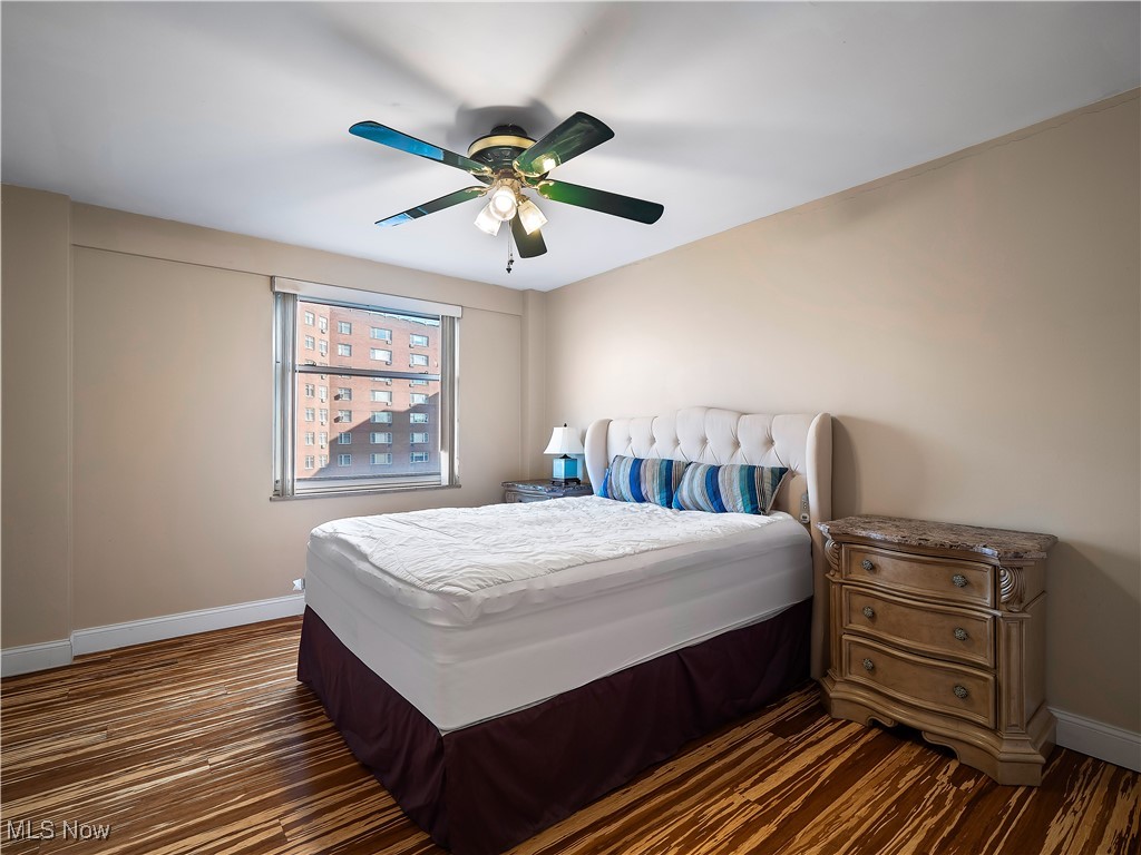 Lake House Condos - Residential