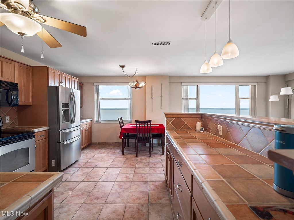 Lake House Condos - Residential