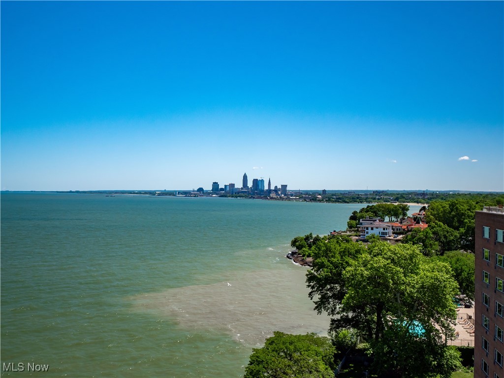 Lake House Condos - Residential