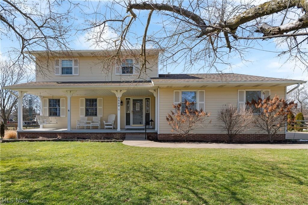 Photo of 5849 Linder Circle NE, Canton, OH 44721 (MLS # 5188415)