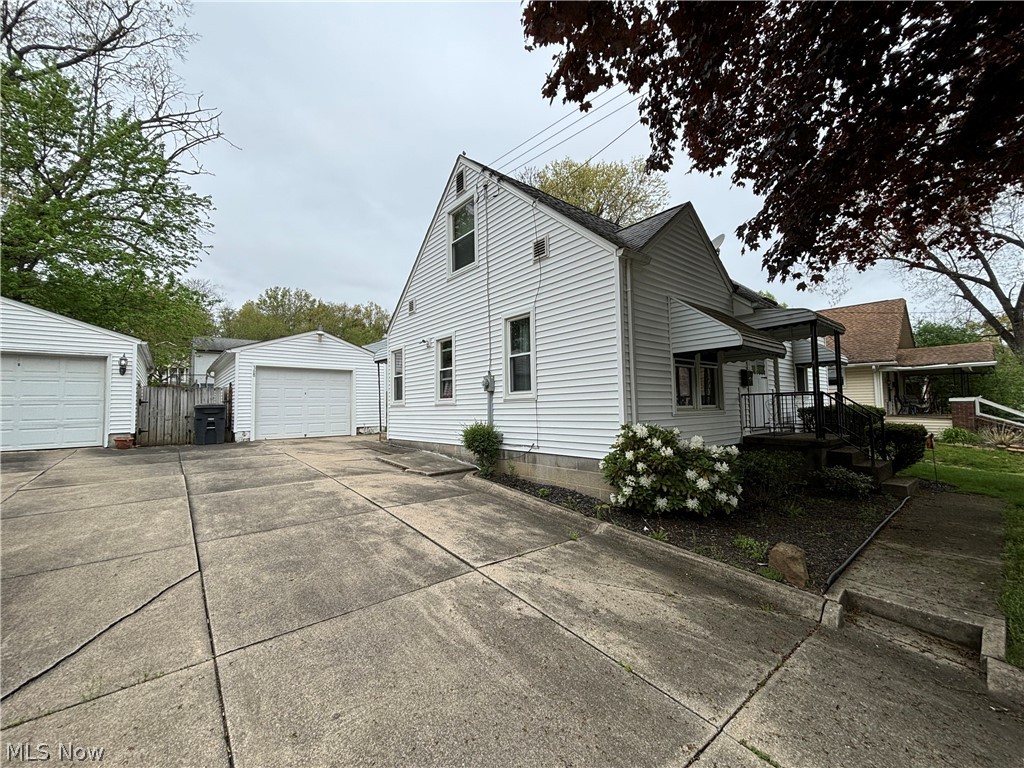 Eastlawn - Residential