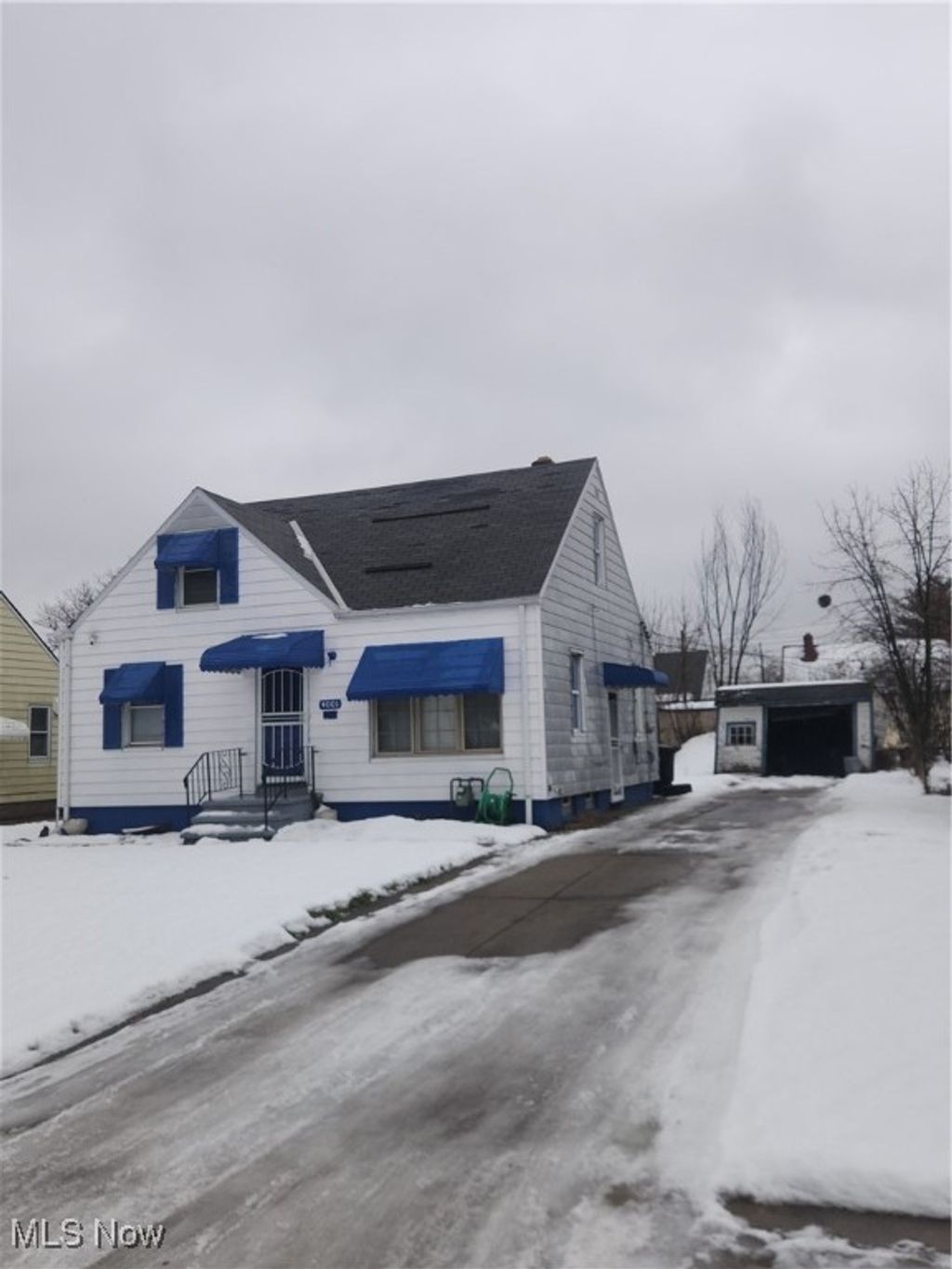 Photo of 4001 E 189th Street, Cleveland, OH 44122 (MLS # 5176709)