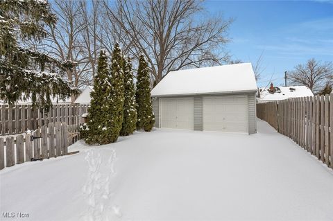 Tiny photo for 25671 Farringdon Avenue, Euclid, OH 44132 (MLS # 5184435)