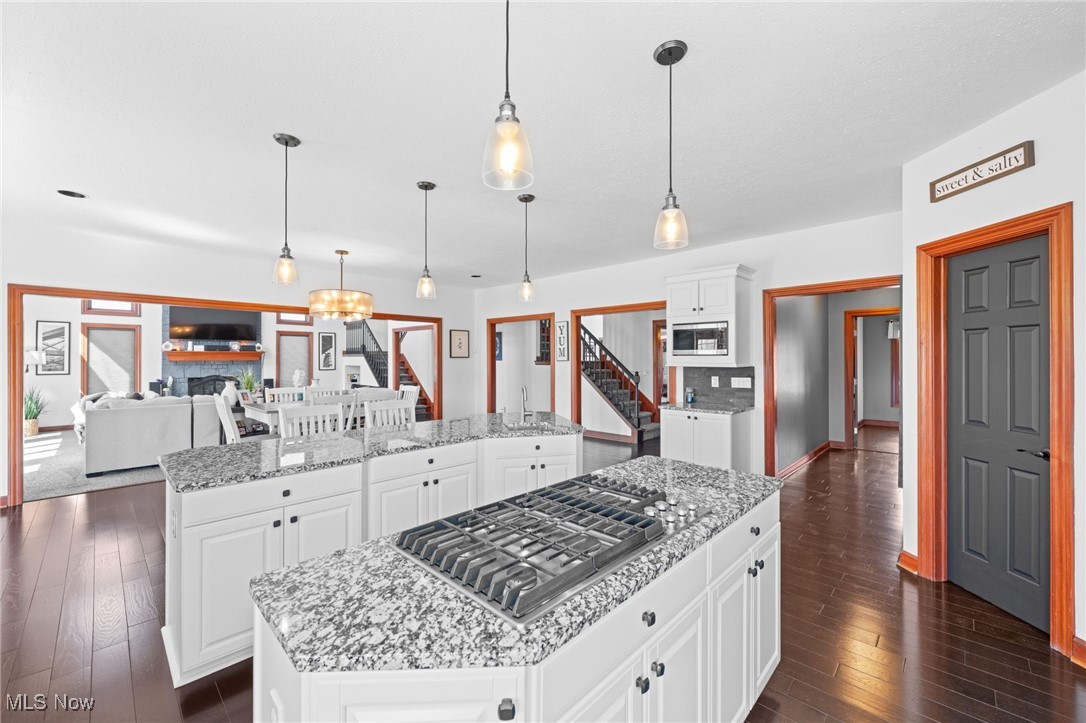6389 Highland Green Drive, Medina, Ohio image 15