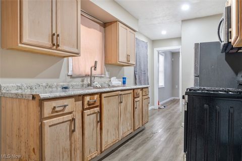 Tiny photo for 18851 Raymond Street, Maple Heights, OH 44137 (MLS # 5178207)