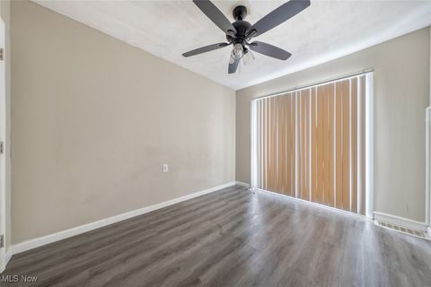 Tiny photo for 18851 Raymond Street, Maple Heights, OH 44137 (MLS # 5178207)