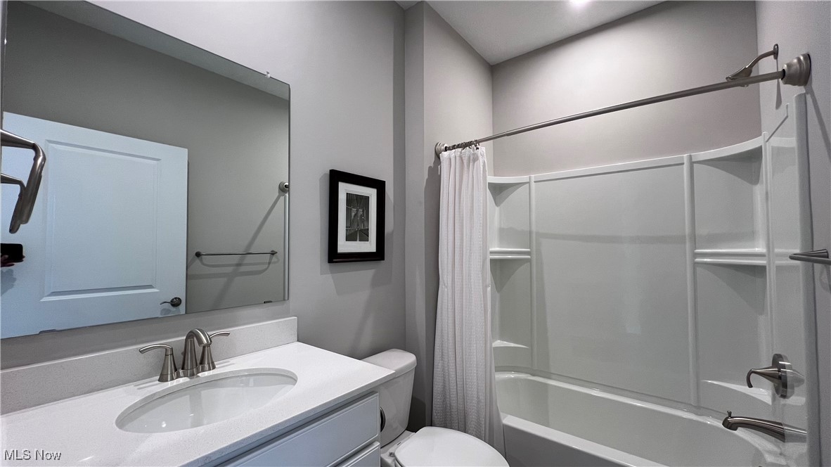 8099 Brookview Lane, Mentor, Ohio image 15
