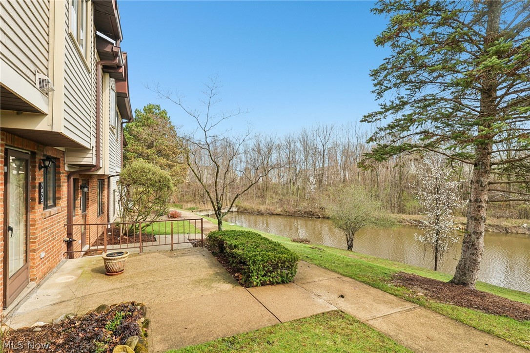 Hickory Ridge Condo - Residential