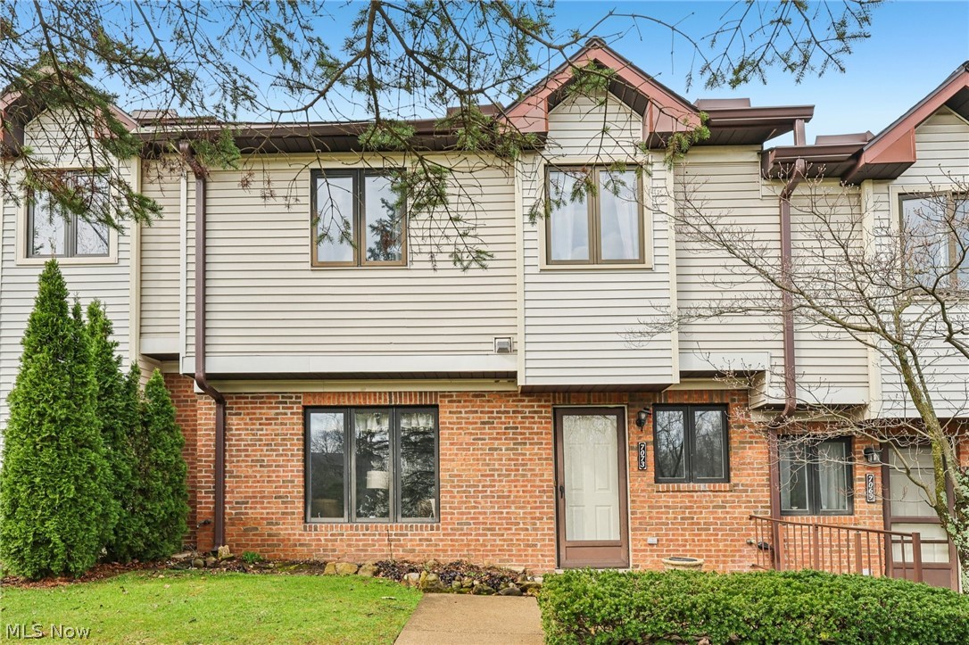 Hickory Ridge Condo - Residential