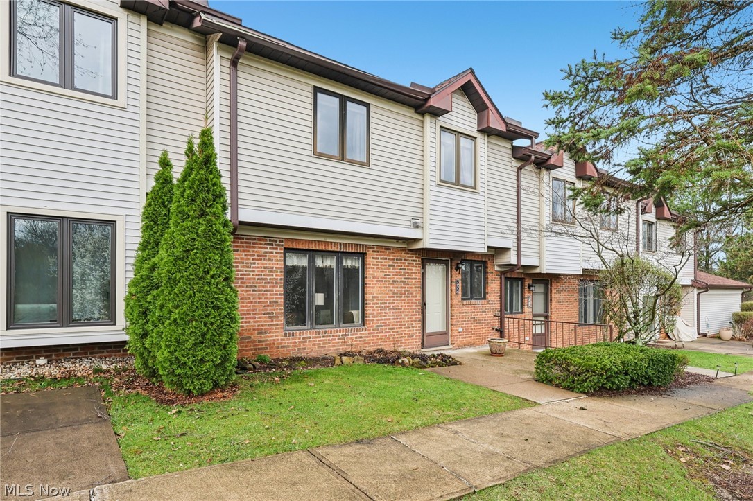 Hickory Ridge Condo - Residential