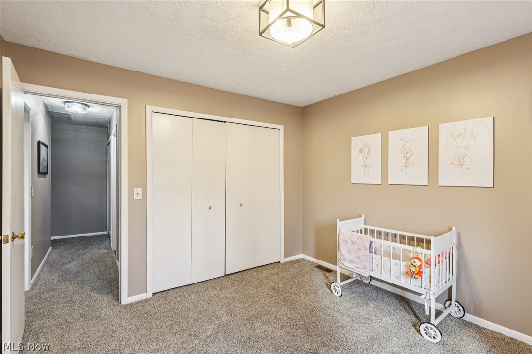 Hickory Ridge Condo - Residential