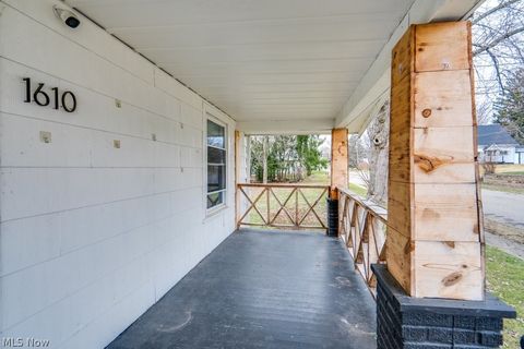 Tiny photo for 1610 23rd Street NE, Canton, OH 44714 (MLS # 5203564)