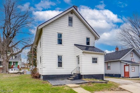 Tiny photo for 1610 23rd Street NE, Canton, OH 44714 (MLS # 5203564)