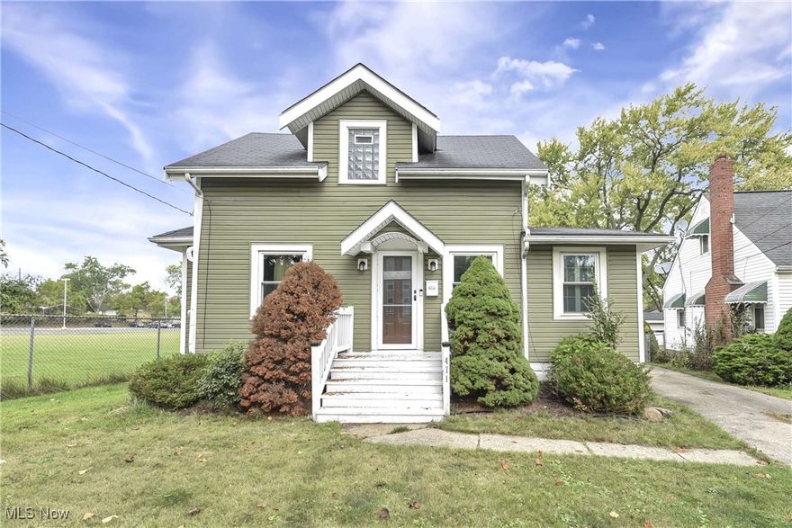 Nice Updated 3 Bedroom Cape Cod, Freshly Painted Throughout. Beautiful Hardwood Floors, Spacious Kitchen
with White Cabinetry, Pantry, & Appliances. Cozy Living Room & Dining Room with Built In Drawers & Bench
Seat Enclosed Sun Porch & First Floor Bedroom. Upstairs 2 Good Size Bedrooms, Master Bedroom with Walk In Closet & Nice Updated Bathroom. Basement Freshly Painted, Lots of Storage Space. Newer Furnace, H20, Roof,
Windows & Siding . Nice Fenced Yard, Great Location & Close to Bus Lines, Shopping, Schools, & Highways. Must
See!
