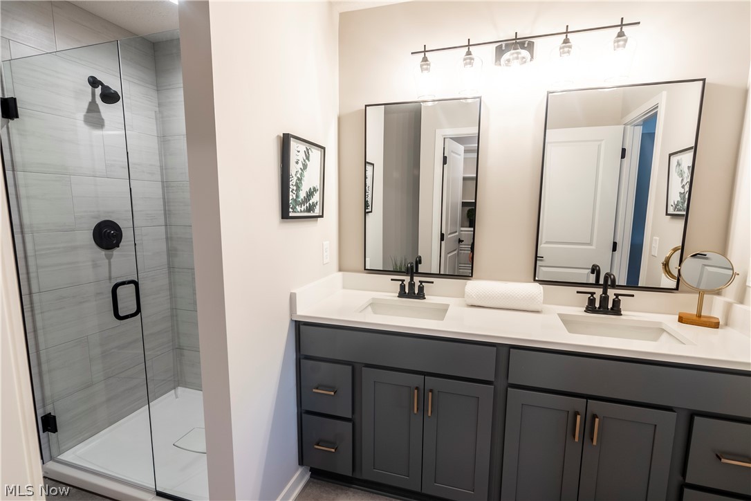 Eighteen Riviera - Residential