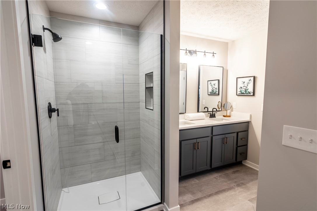 Eighteen Riviera - Residential