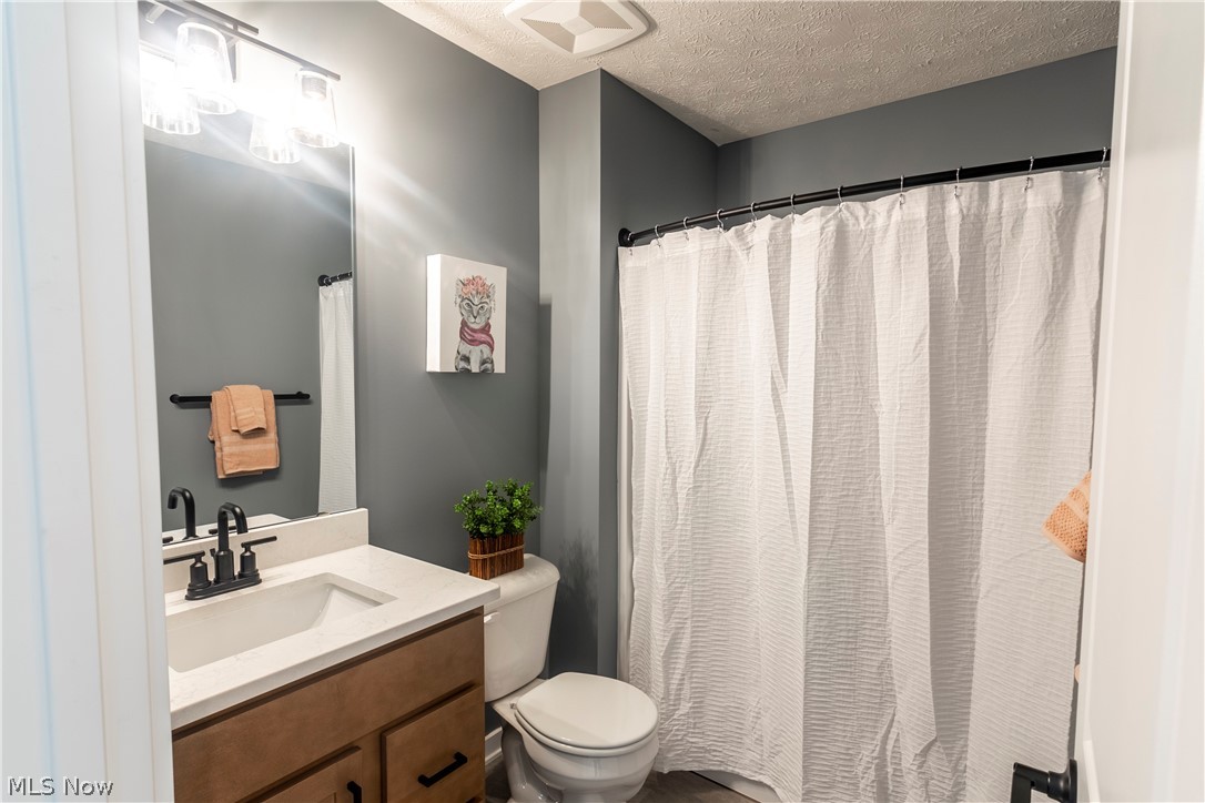 Eighteen Riviera - Residential