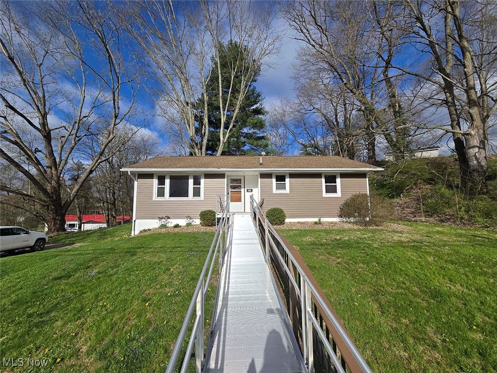 434 S Monroe Street, Millersburg, Ohio image 2