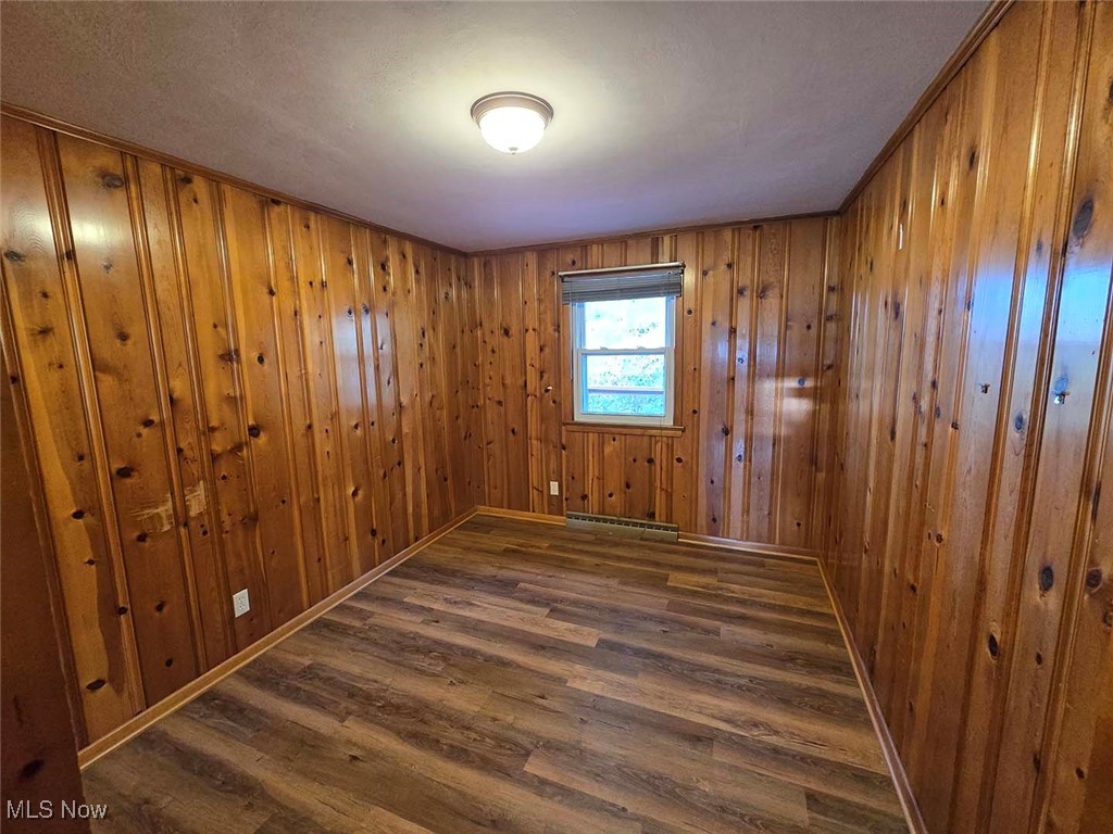 434 S Monroe Street, Millersburg, Ohio image 12