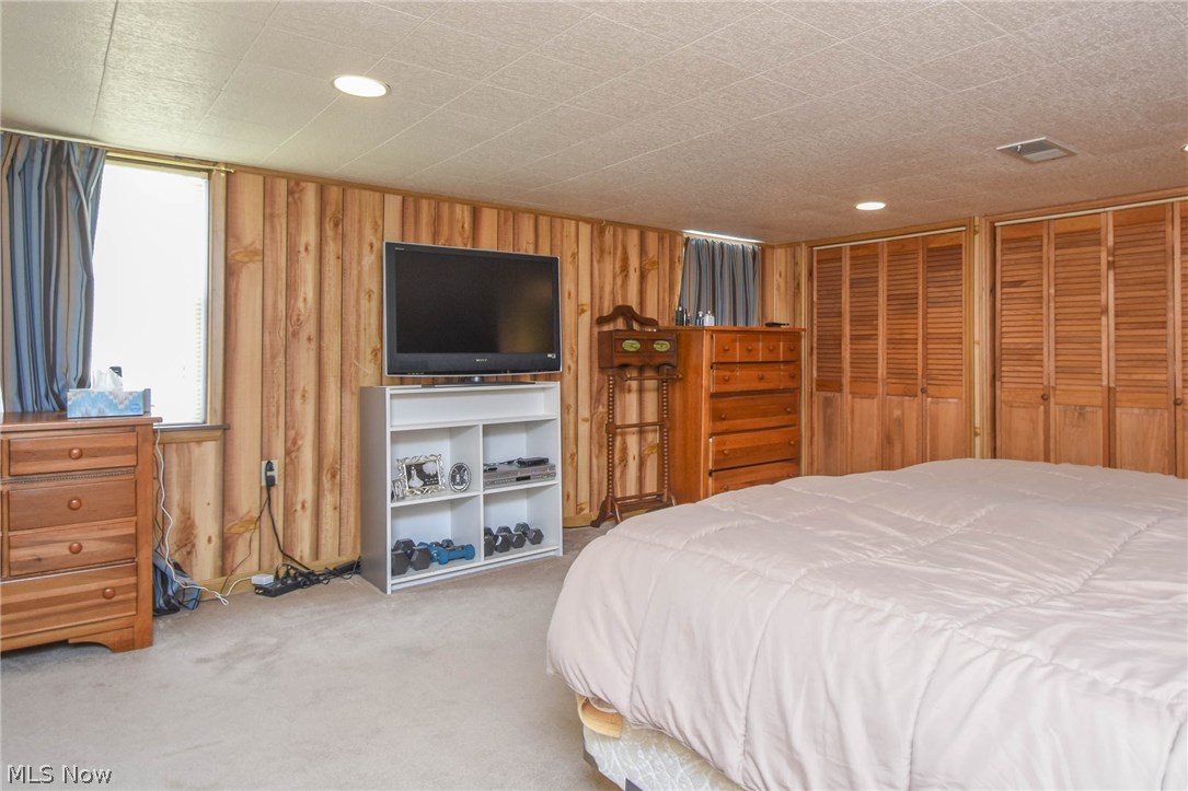 Poland Village Rep - Residential