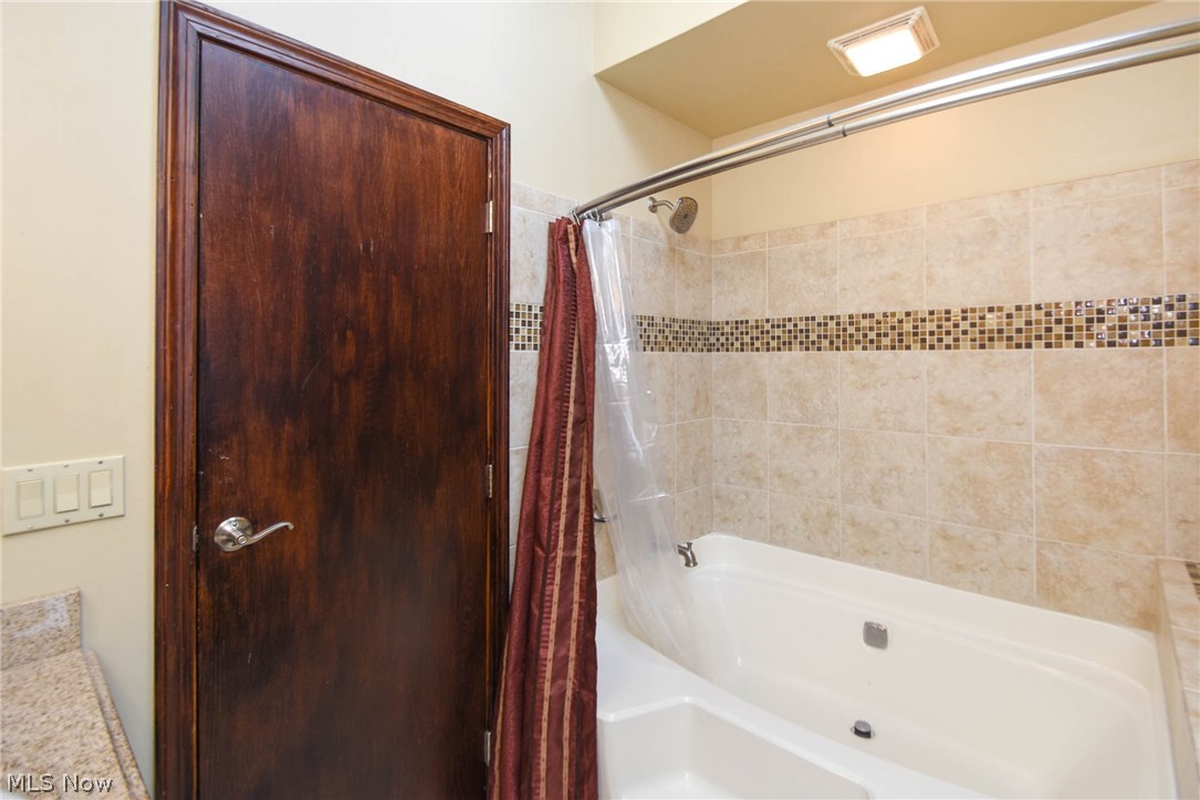 Poland Village Rep - Residential