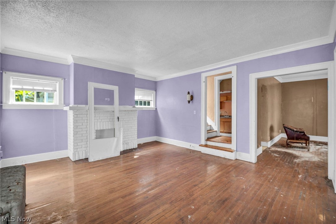 2103 Cottage Grove Drive