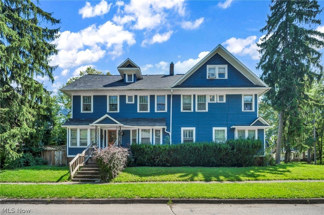 2103 Cottage Grove Drive