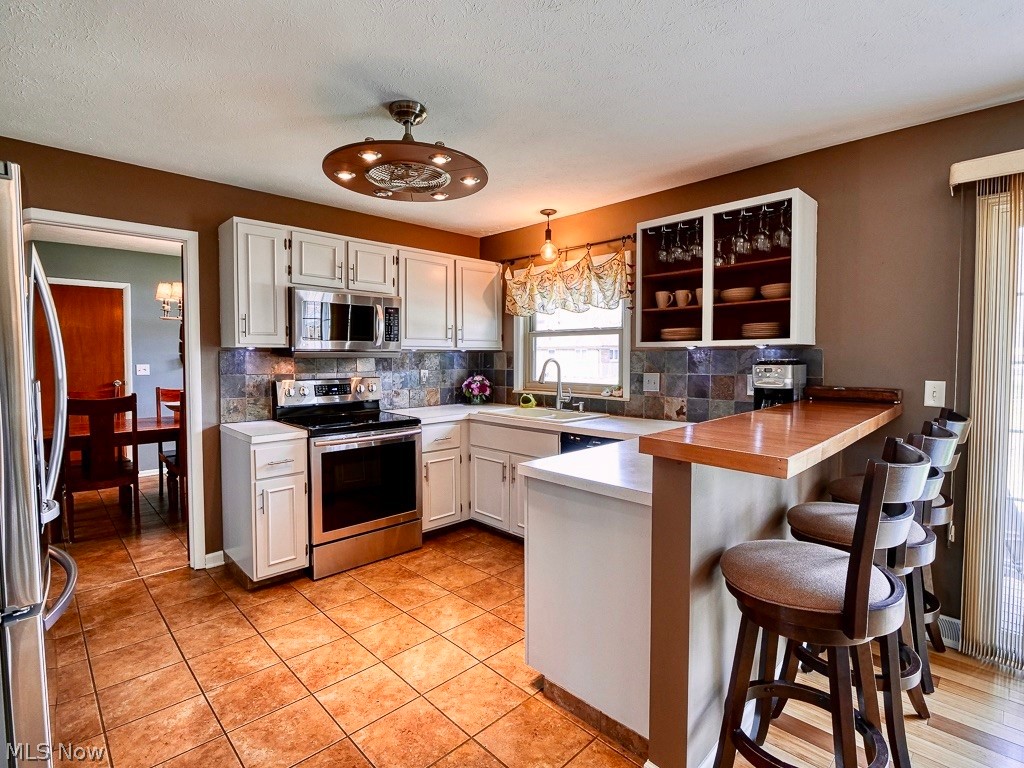 West-Lin 03/J E Baraums - Residential