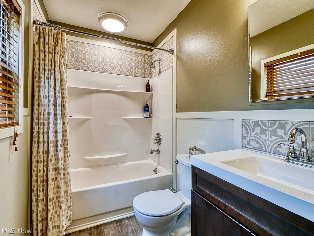 West-Lin 03/J E Baraums - Residential