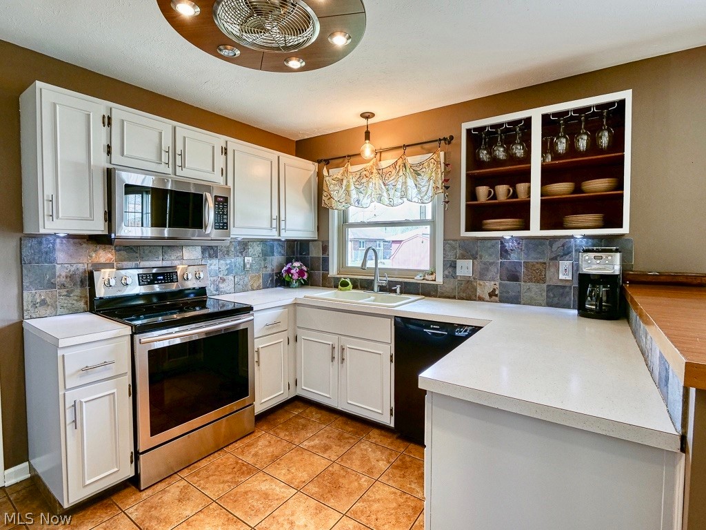 West-Lin 03/J E Baraums - Residential