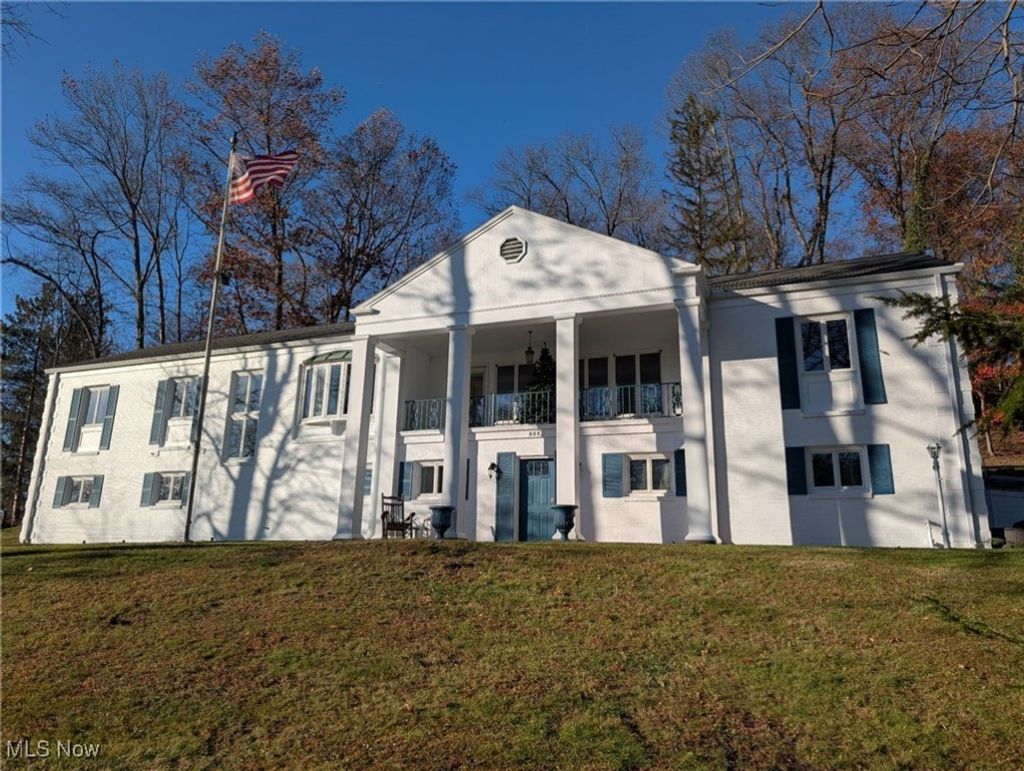 Photo of 885 Sheridan Road, Coshocton, OH 43812 (MLS # 5175528)