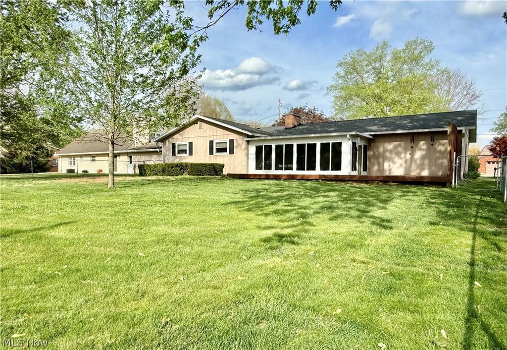 Photo of 307 Strecker Lane, Marietta, OH 45750 (MLS # 5202466)