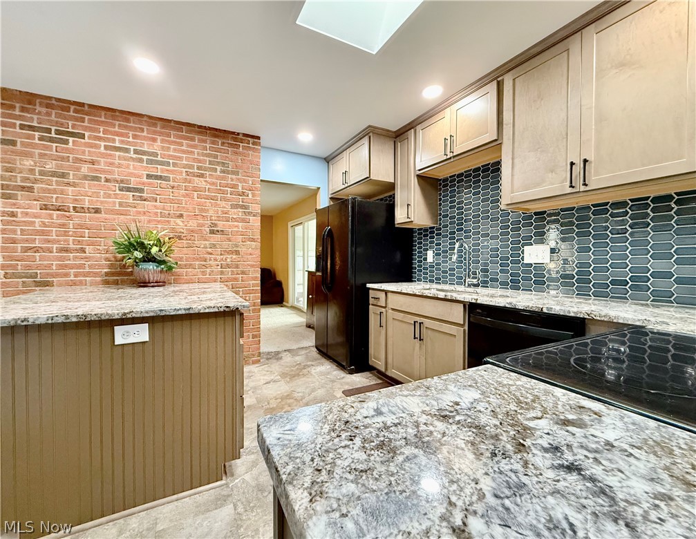 Walnut Shade Sub - Residential